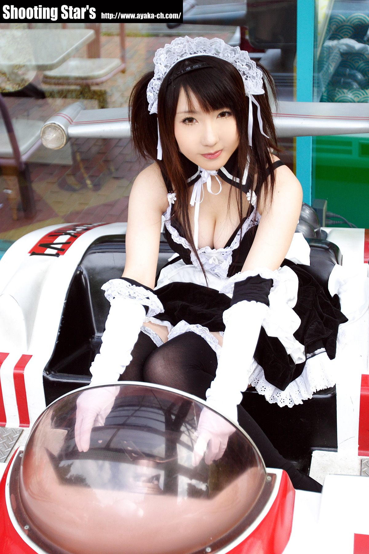 [Cosplay]  Sexy Maid with big boobs